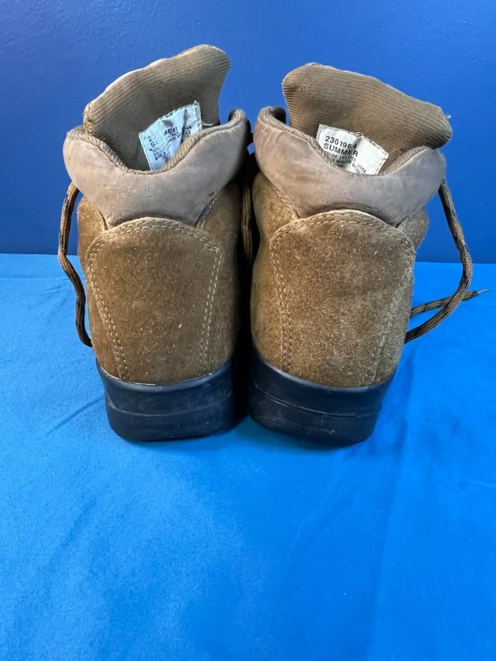 Arapaho leather hiking